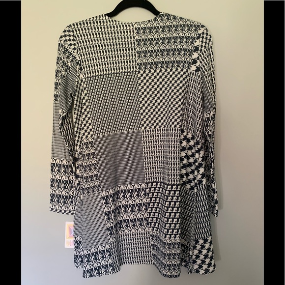 NWT LuLaRoe Caroline Cardigan Sz S - Picture 2 of 7